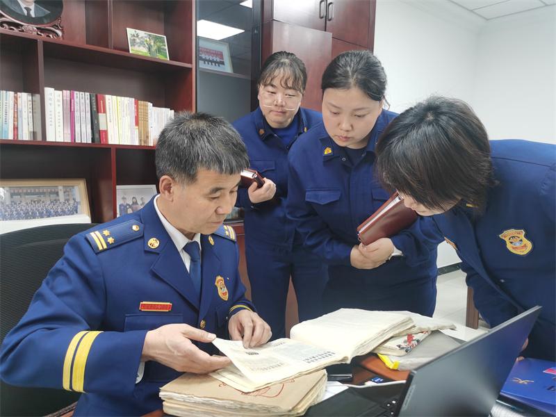 城市角落的温馨日常故事，最新新闻稿件揭秘最新动态